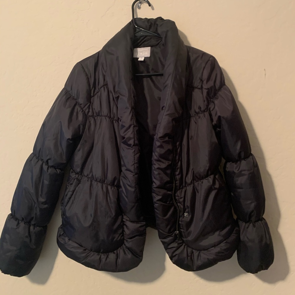 Stylish Black Puffer